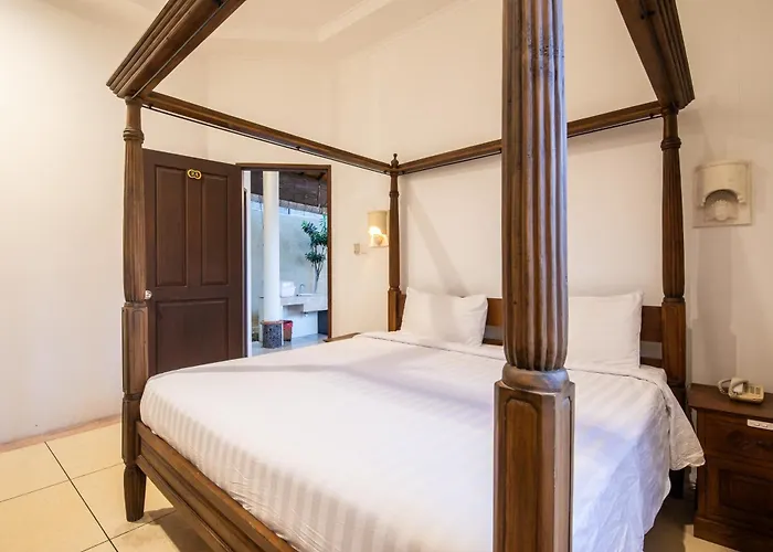 3-bedrooms Private Pool Saraswati * Seminyak